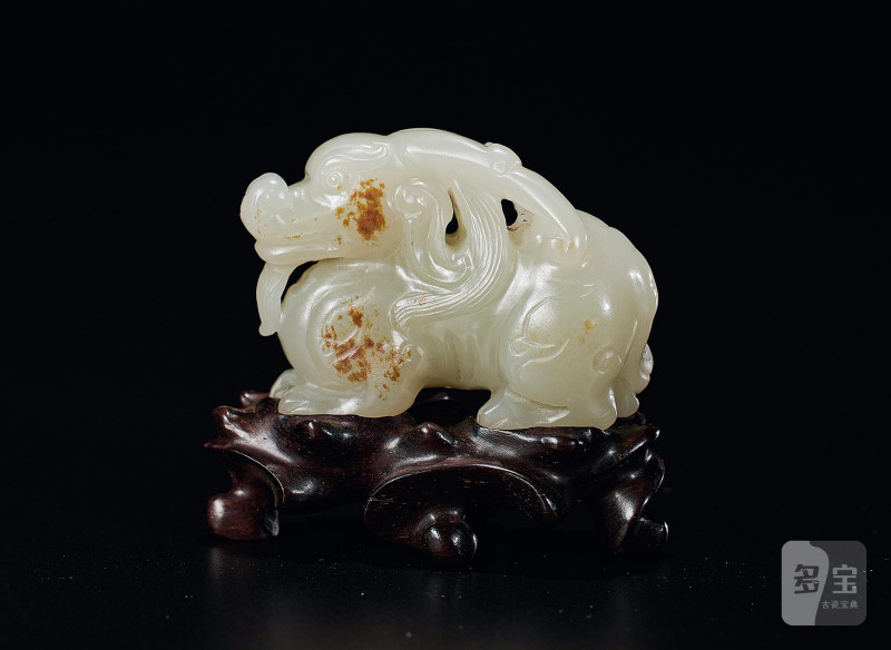 清  白玉兽摆件